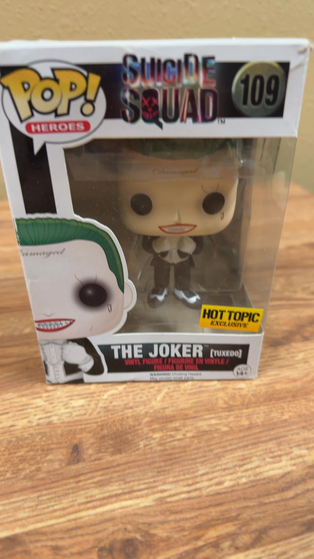 Funko Pop! Suicide Squad The Joker (Tuxedo) #109 - Image 1