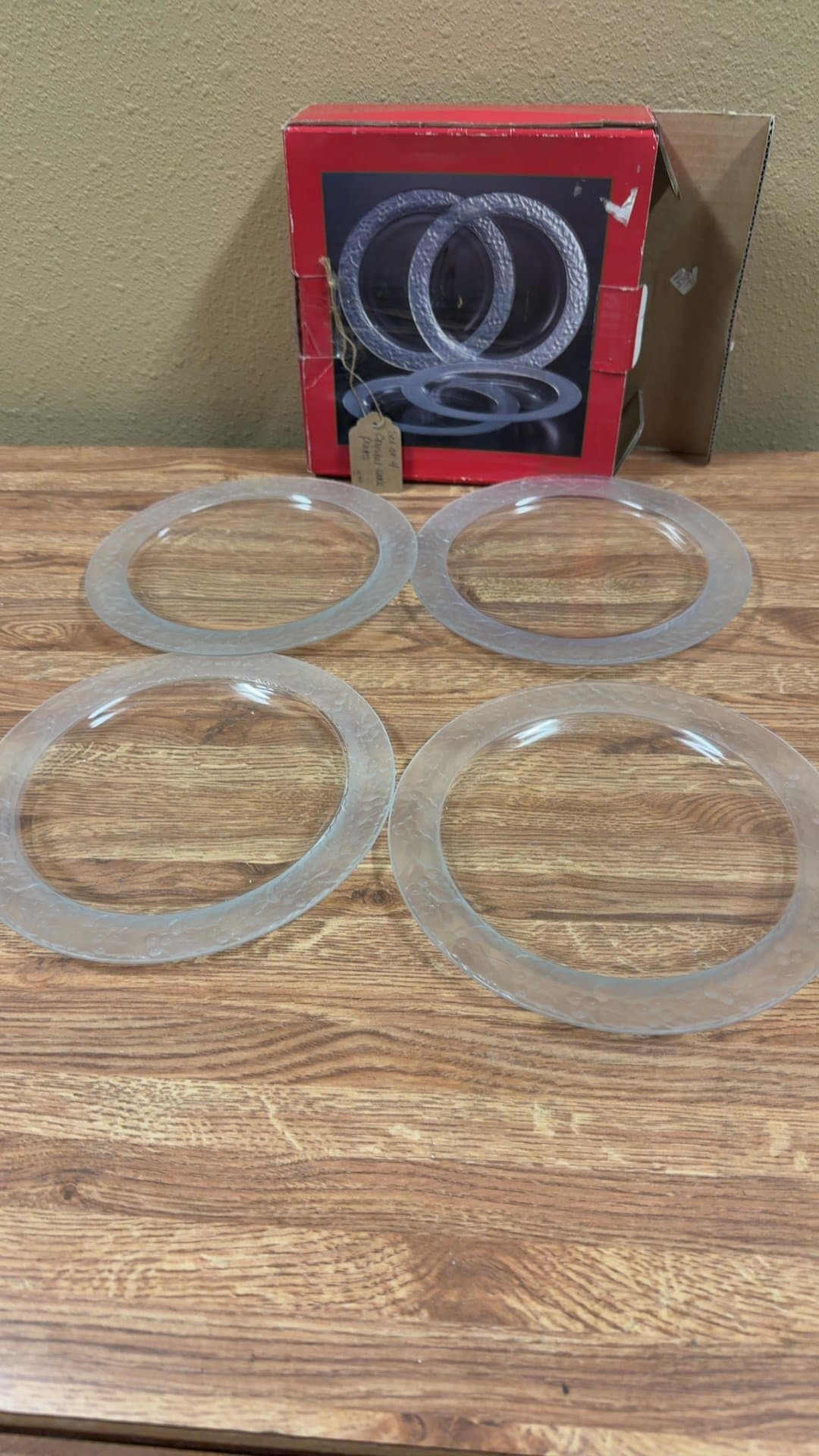 Set of 4 Crystal Cake Plates - Image 1