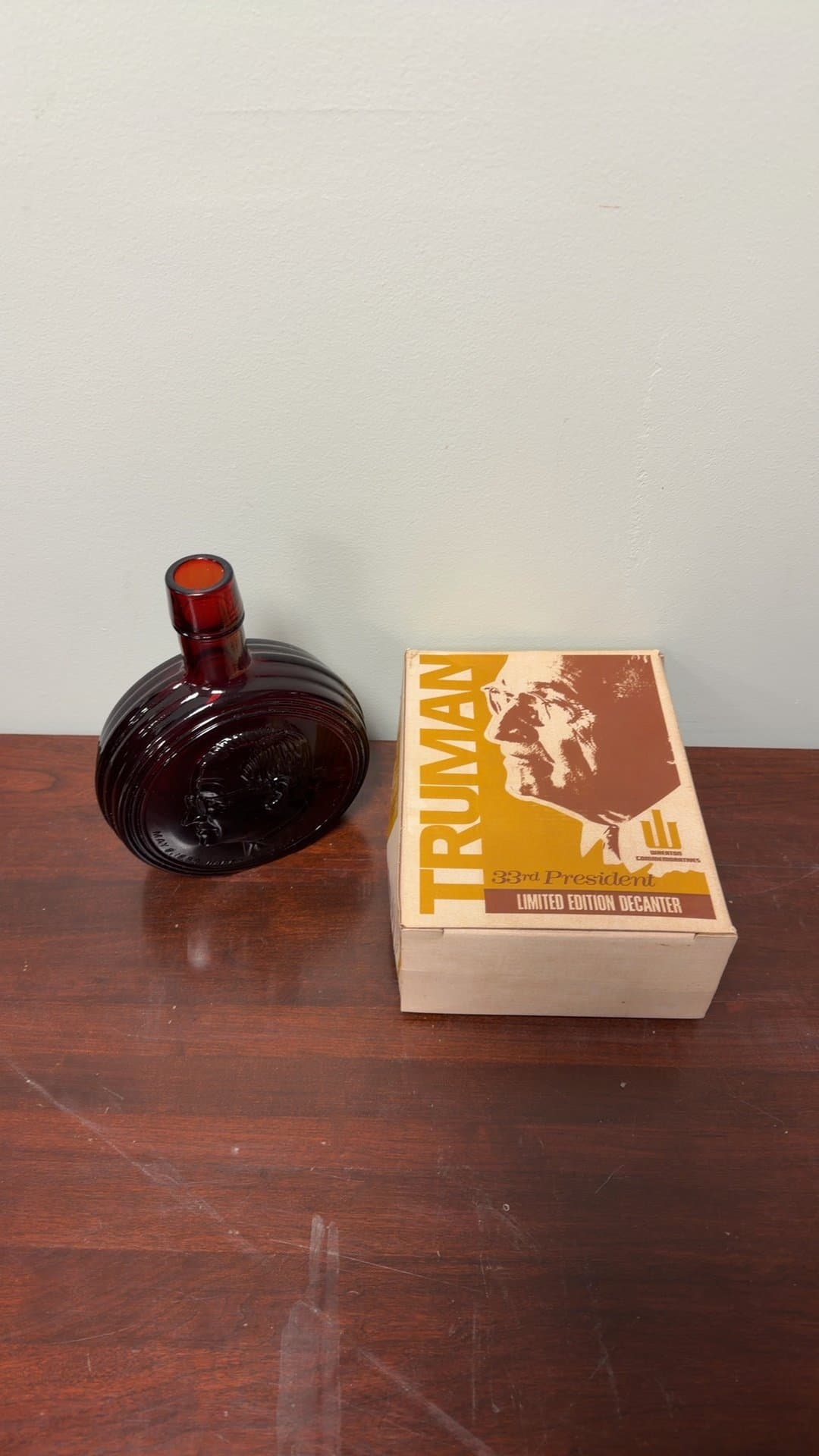 Wheaton Commemoratives Harry S. Truman Limited Edition Decanter - Image 1