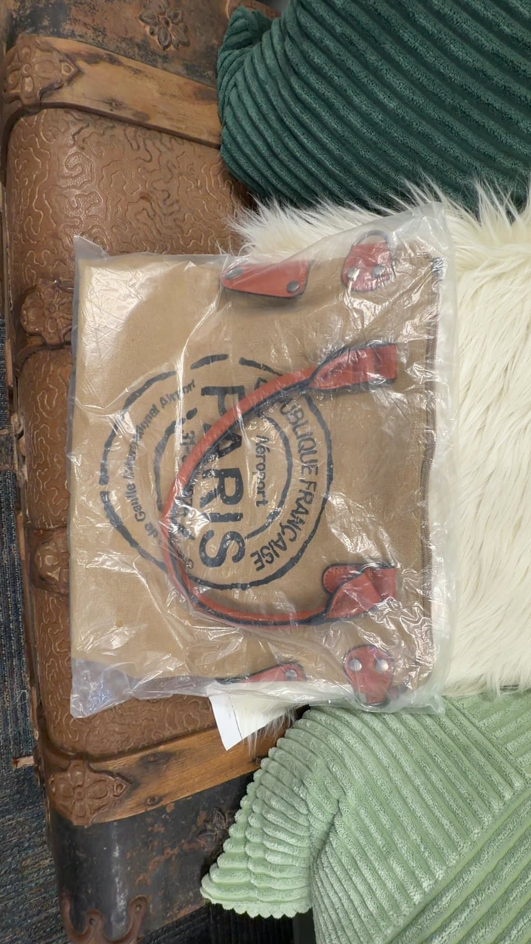 Paris Canvas Bag - Image 1