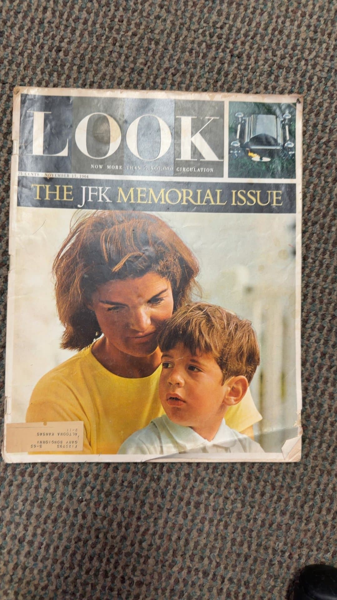 Look Magazine - The JFK Memorial Issue, November 17, 1964 - Image 1