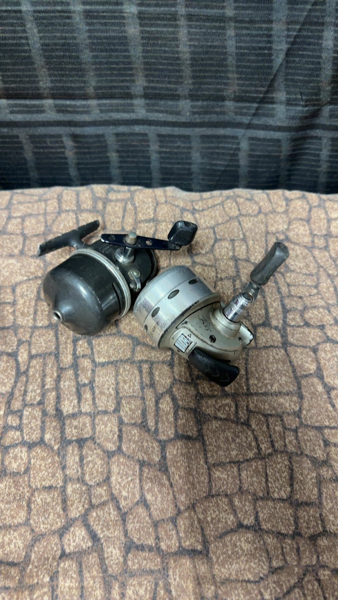 Vintage Shakespeare Wondercast Fishing Reels - Image 1