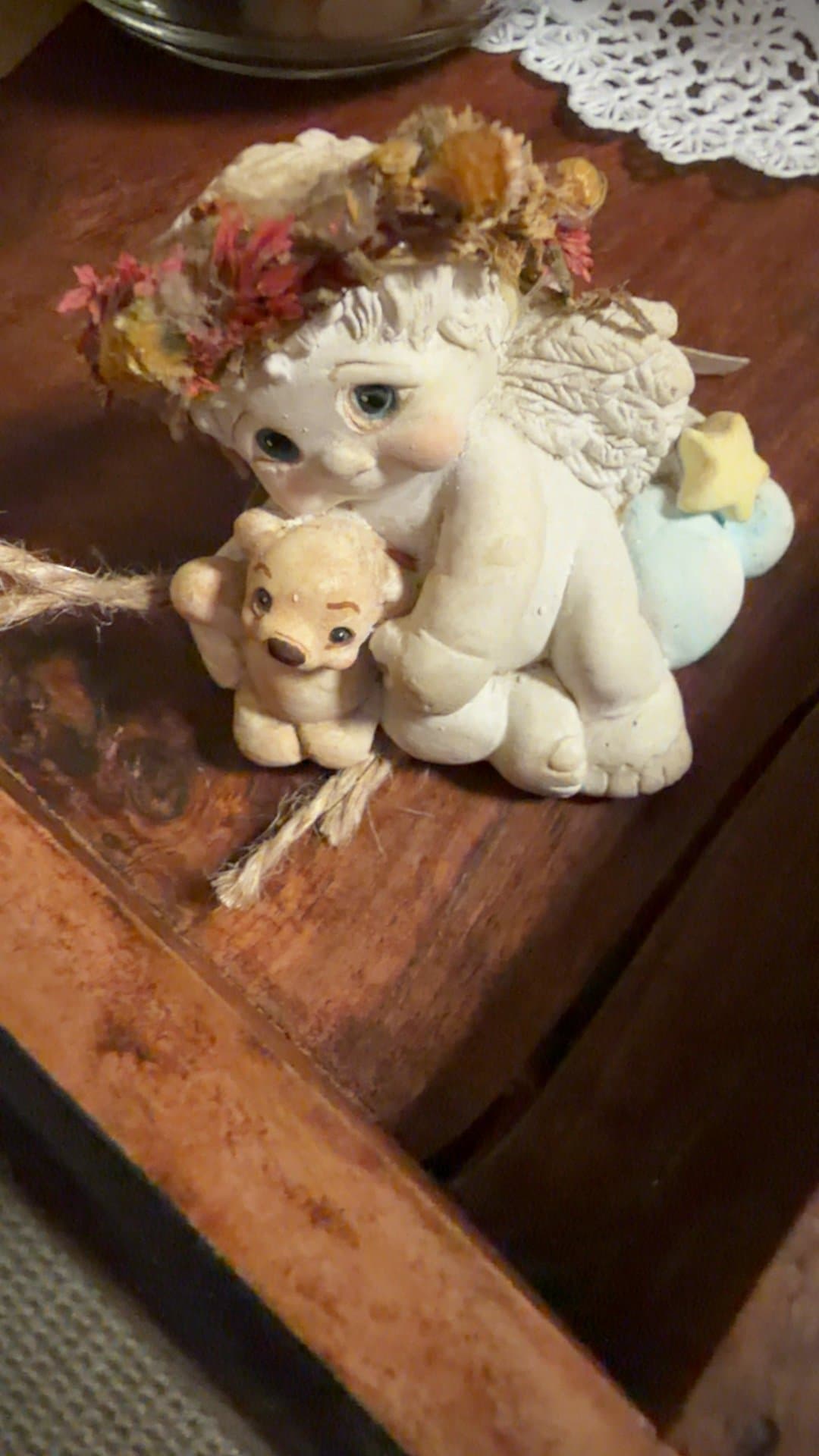 Dreamside 'Cuddle Up' Figurine - Image 1