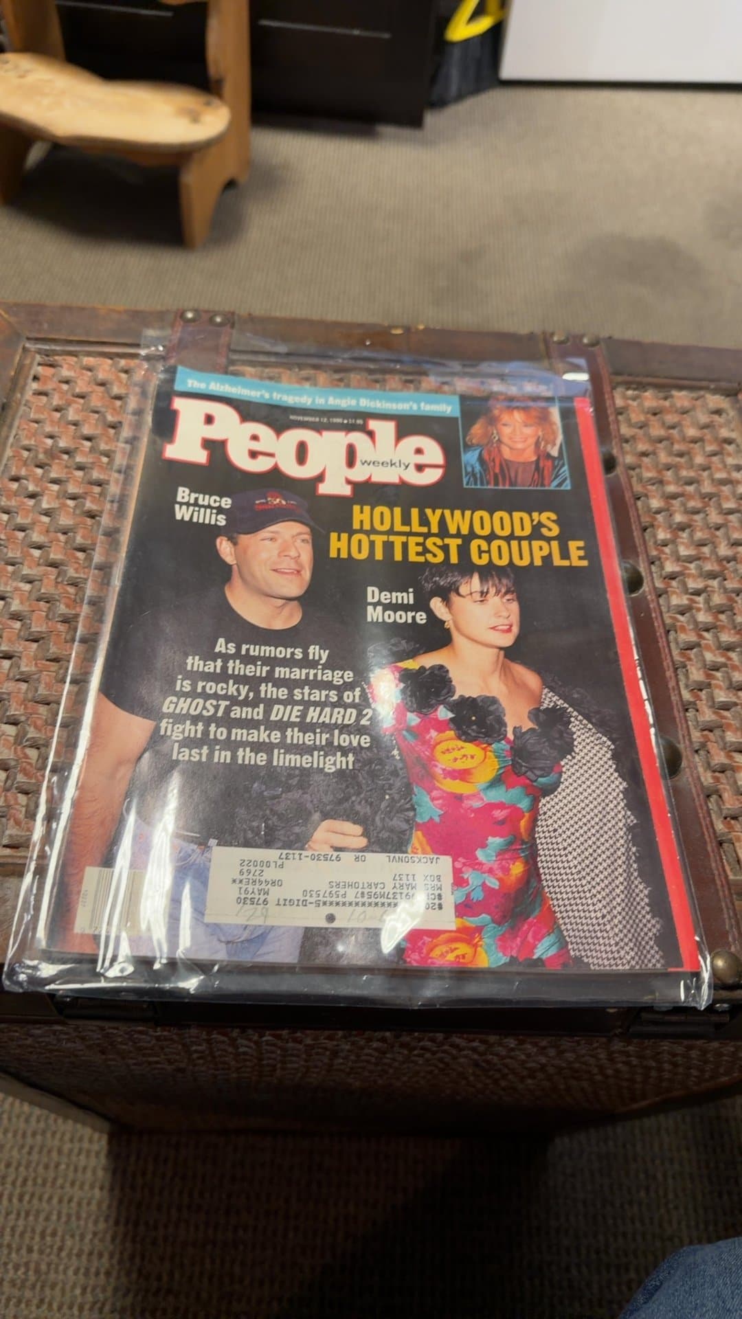 People Magazine - November 12, 1990 Issue - Image 1