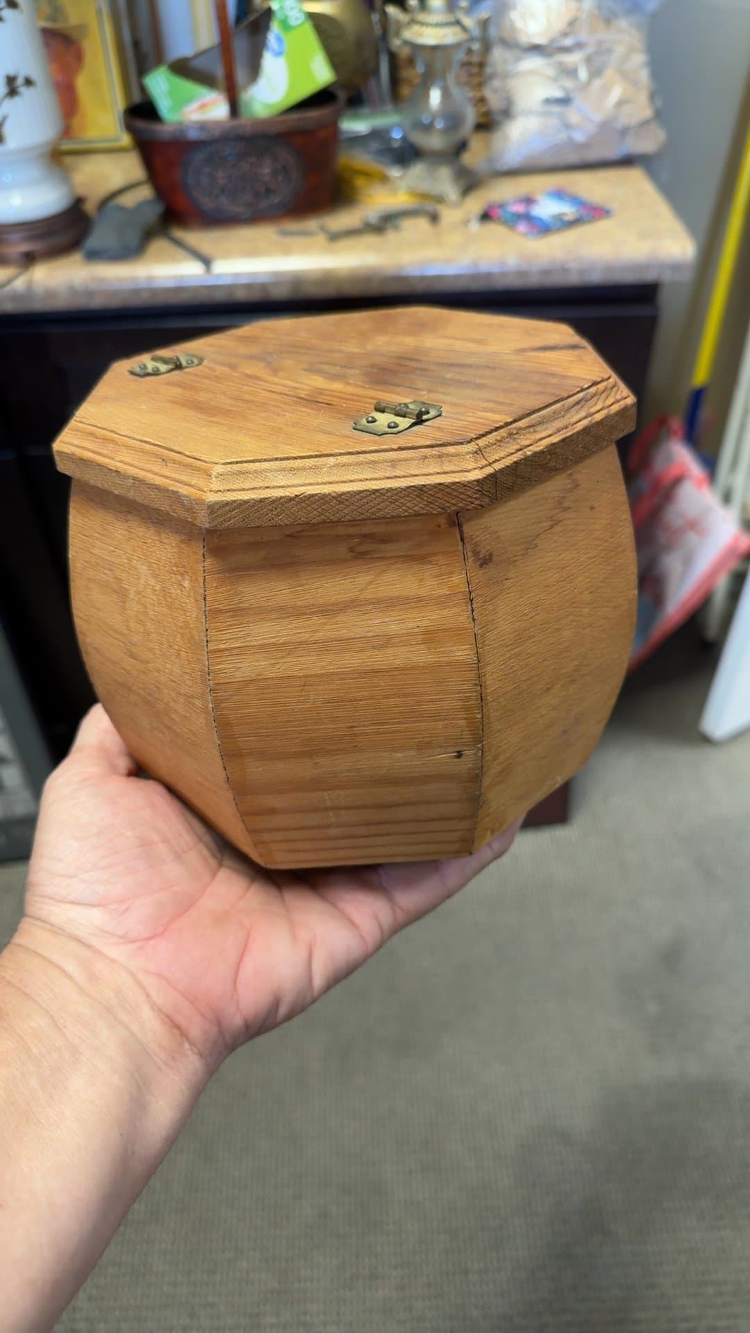 Wooden Hexagonal Trinket Box - Image 1