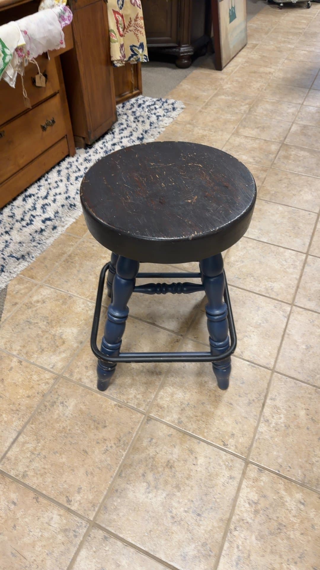 Vintage Wooden Swivel Bar Stool with Metal Footrest - Image 1
