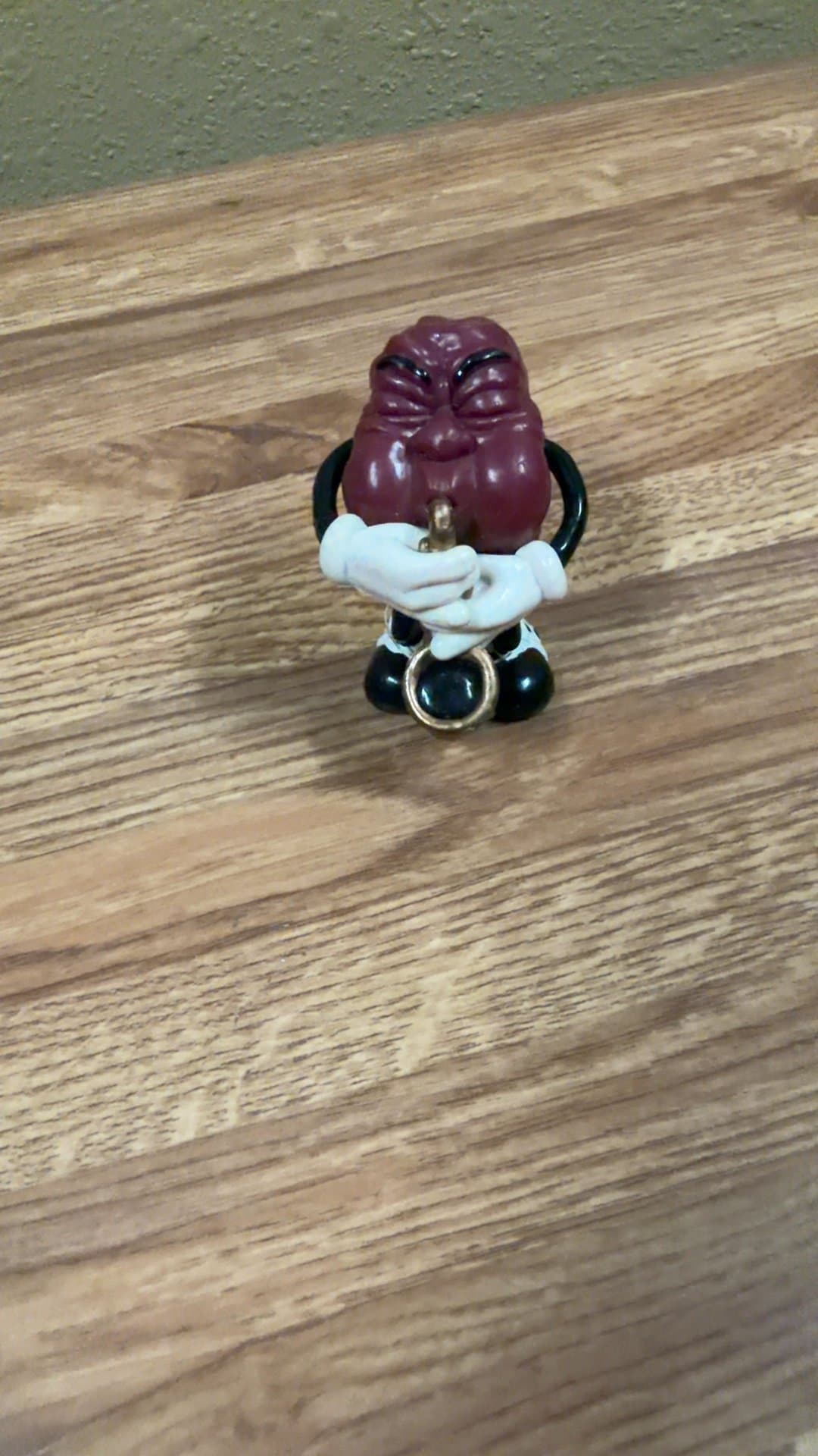 California Raisins Figurine - Image 1