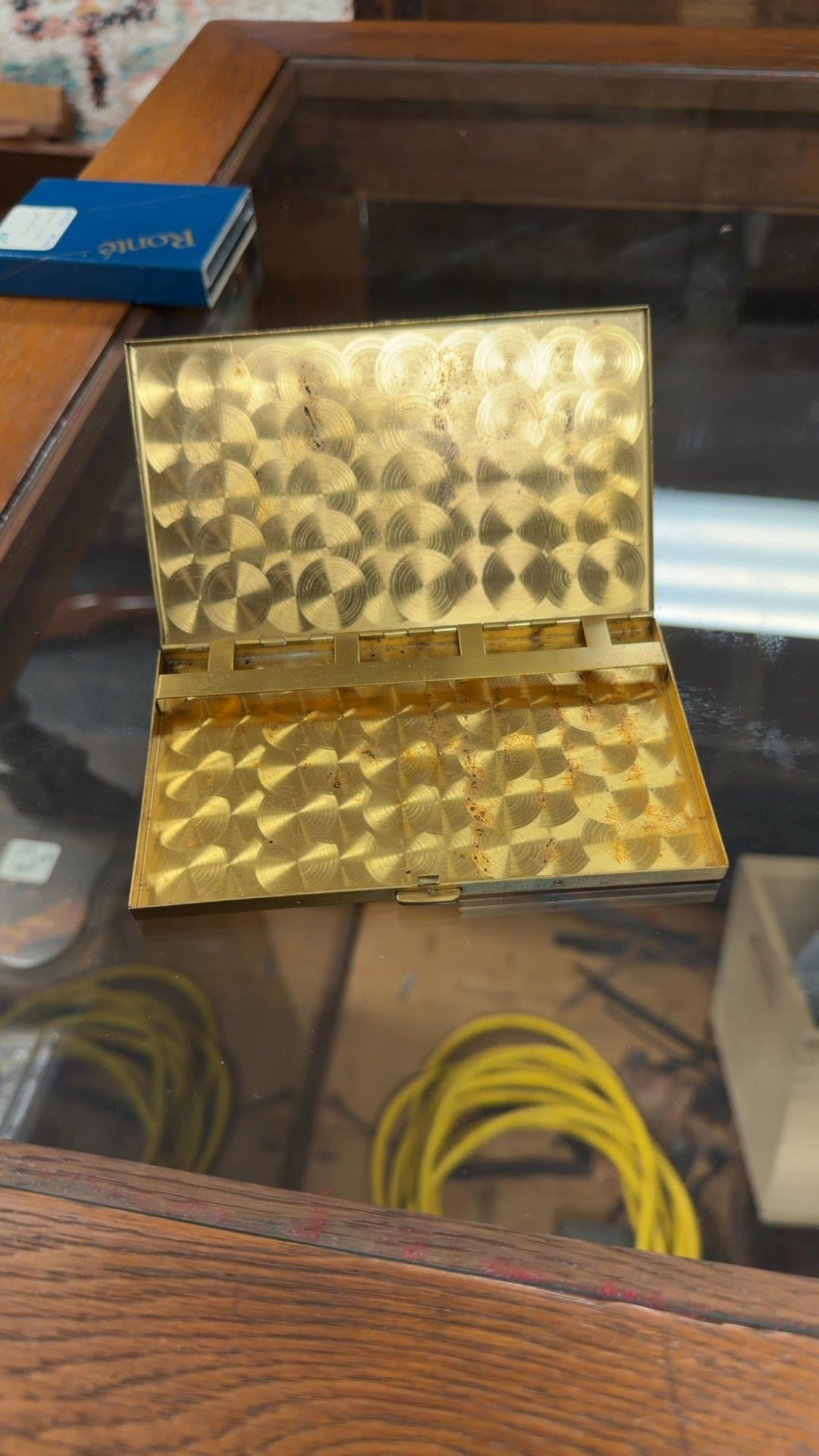 Vintage Gold-Tone Cigarette Case - Image 1