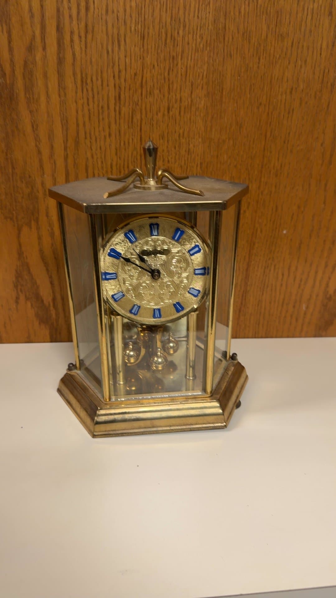 Vintage Brass Mantel Clock - Image 1