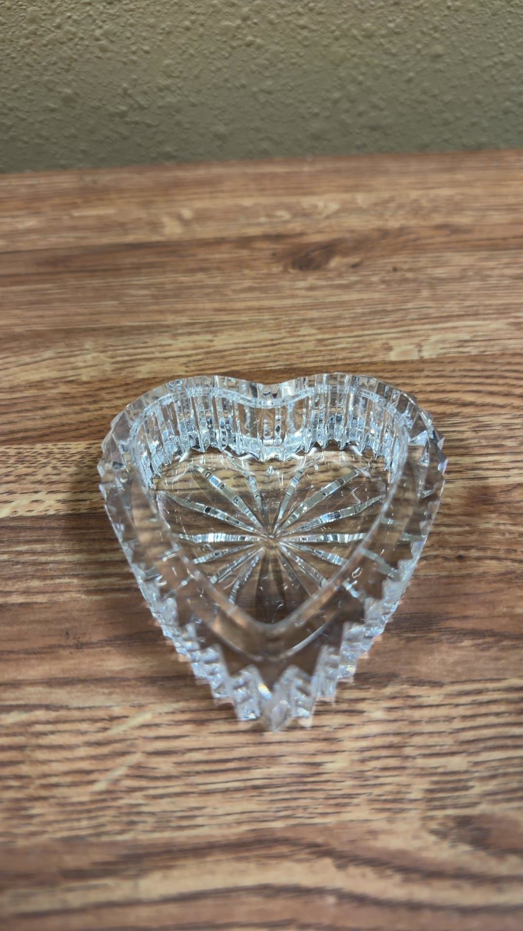 Heart-Shaped Crystal Trinket Dish - Image 1