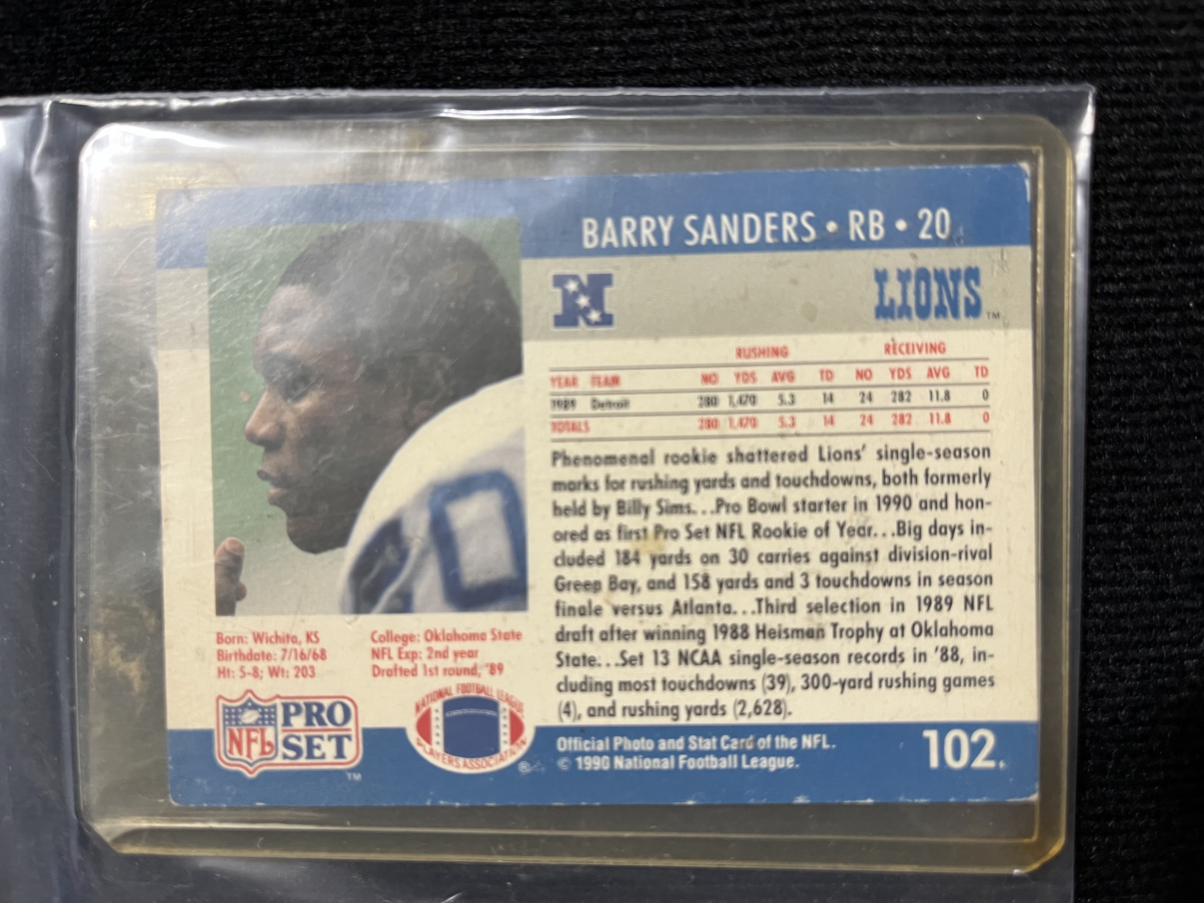 1990 Pro Set Barry Sanders #102 Rookie Card - Image 1